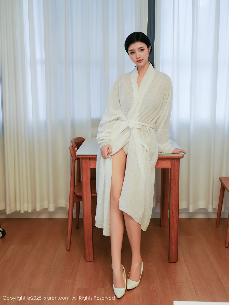 [XIUREN秀人网] 2025.10.29 NO.10920 林悦溪儿 白色浴袍