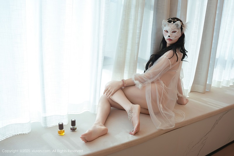 [XIUREN秀人网] 2025.10.29 NO.10923 软情 白色薄纱
