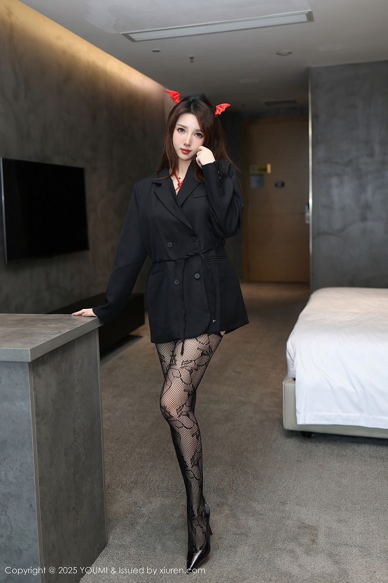 [YOUMI尤蜜荟] 2025.10.31 VOL.1176 Twins-夭夭 黑色情趣服饰