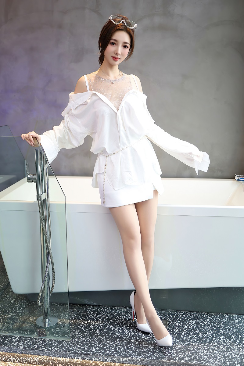 [YOUMI尤蜜荟] 2025.11.07 VOL.1177 Twins-桃桃 白色连衣短裙